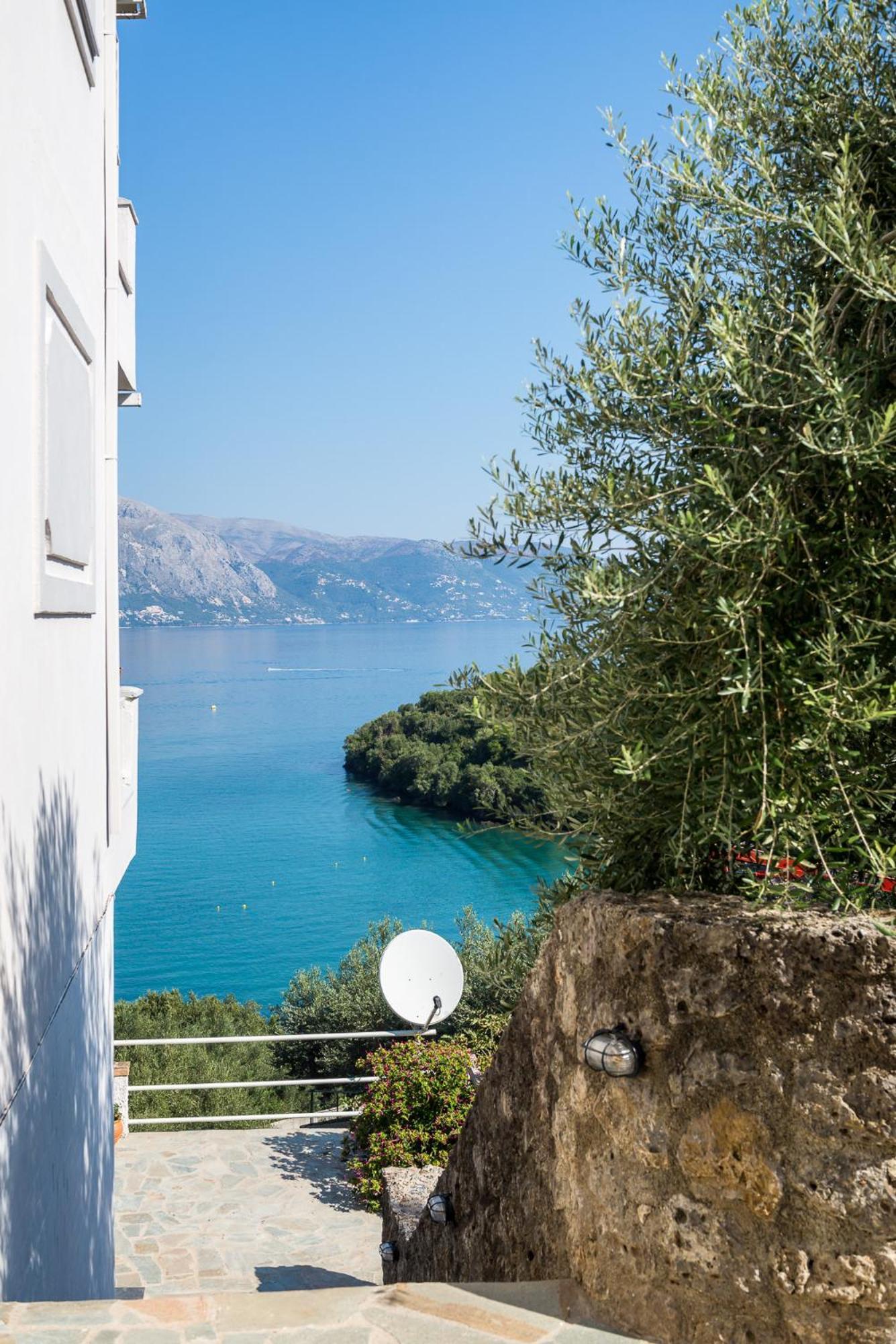 Angelos Seaview Studios By Konnect, Κομμένο Εξωτερικό φωτογραφία